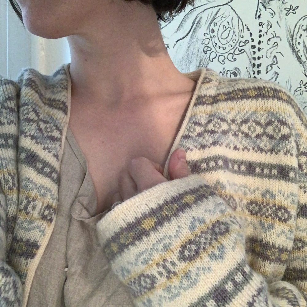 Vintage patterned wool cardigan with brass buttons